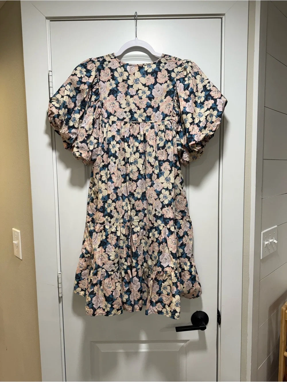 Entro Navy Floral Puff-Sleeve Smocked Tiered Dress with Pink and Cream Blooms - Picture 2 of 3